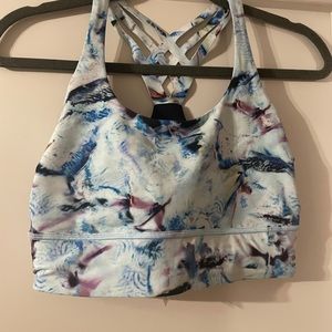 Lululemon sports bra